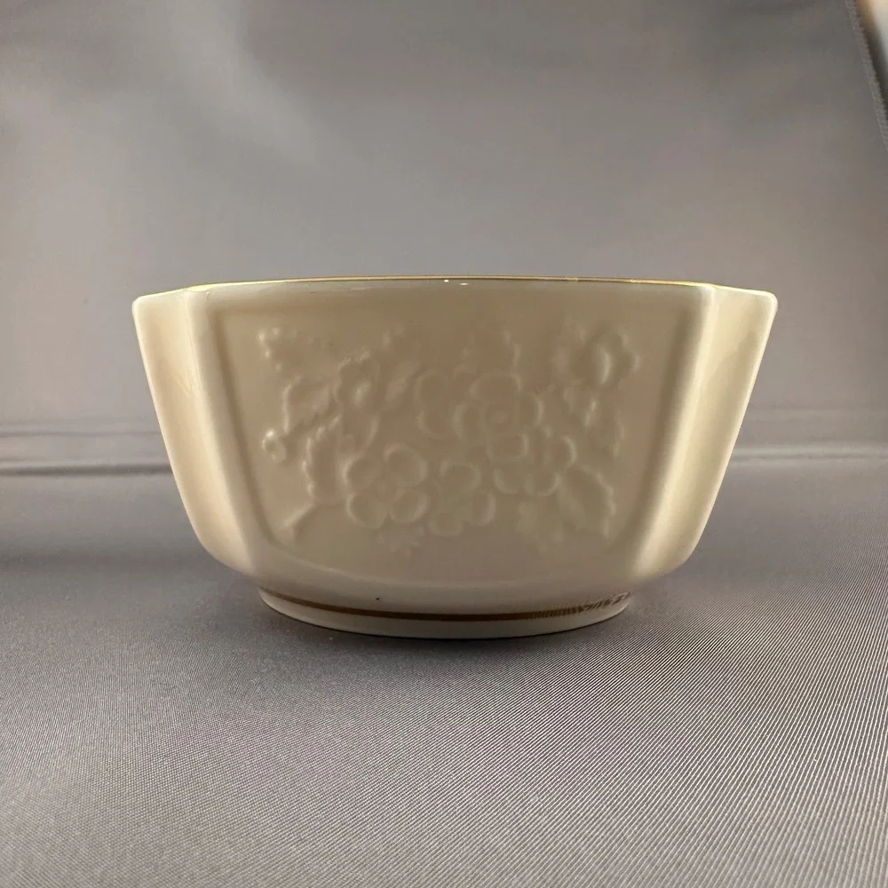 Vtg Lenox Arcadia Collection 1979 Cream Floral Gold Rimmed‎ Square Candy Dish